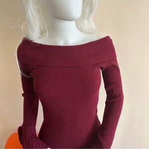 7th Avenue Design Studio Off-Shoulder Bow-Cuff Ribbed Knit Burgundy Sweater - XS